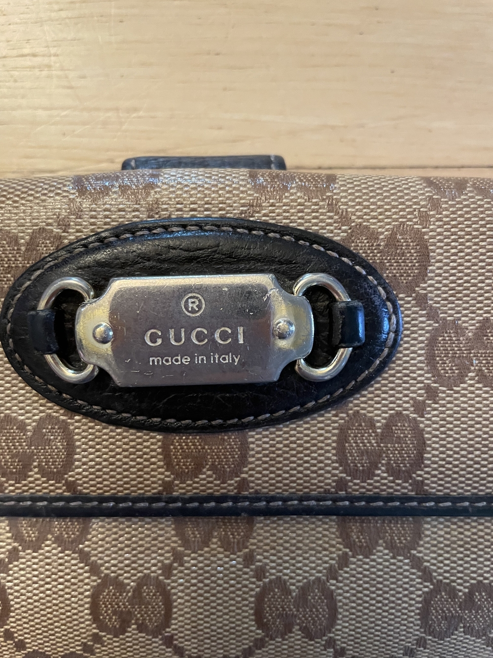 Gucci GG Canvas Continental Wallet - Picture 2 of 12